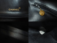 Load image into Gallery viewer, 極美品 CHANEL シャネル ボストンバッグ 3番台 キルティング ピンク ロゴ カーフスキン ゴールド金具 中古 4b000100
