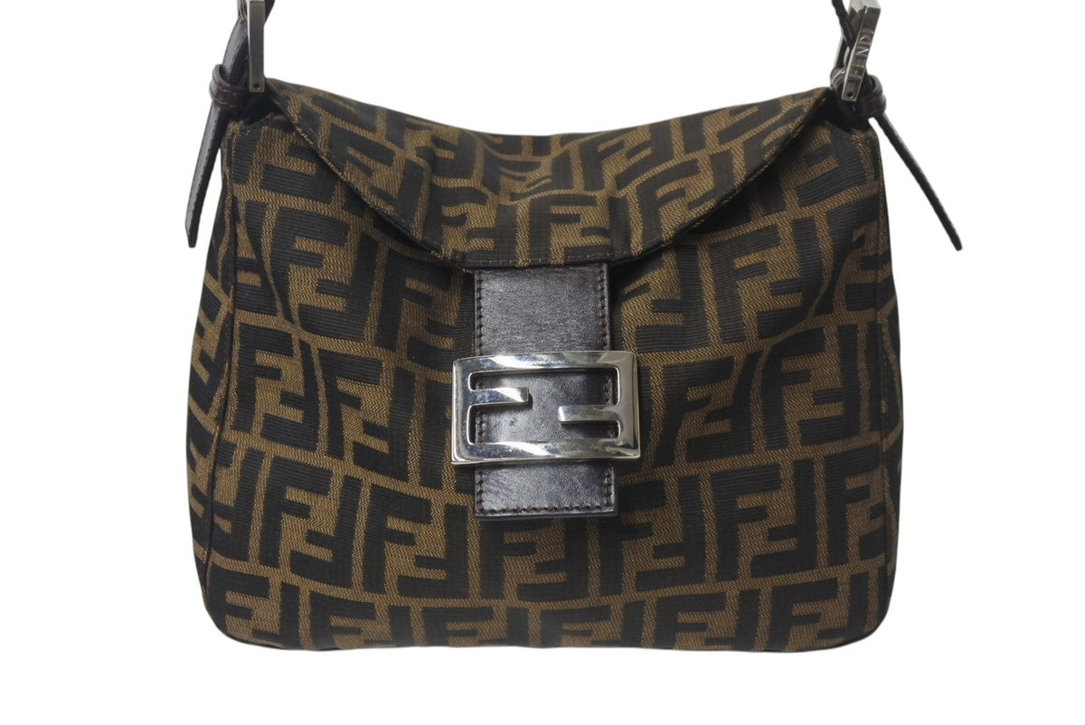 FENDI フェンディ ズッカ柄 マンマバケット ワンショルダー