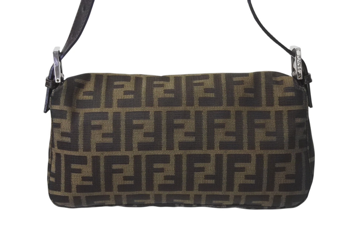 FENDI フェンディ マンマバケット ワンショルダーバッグ 26424