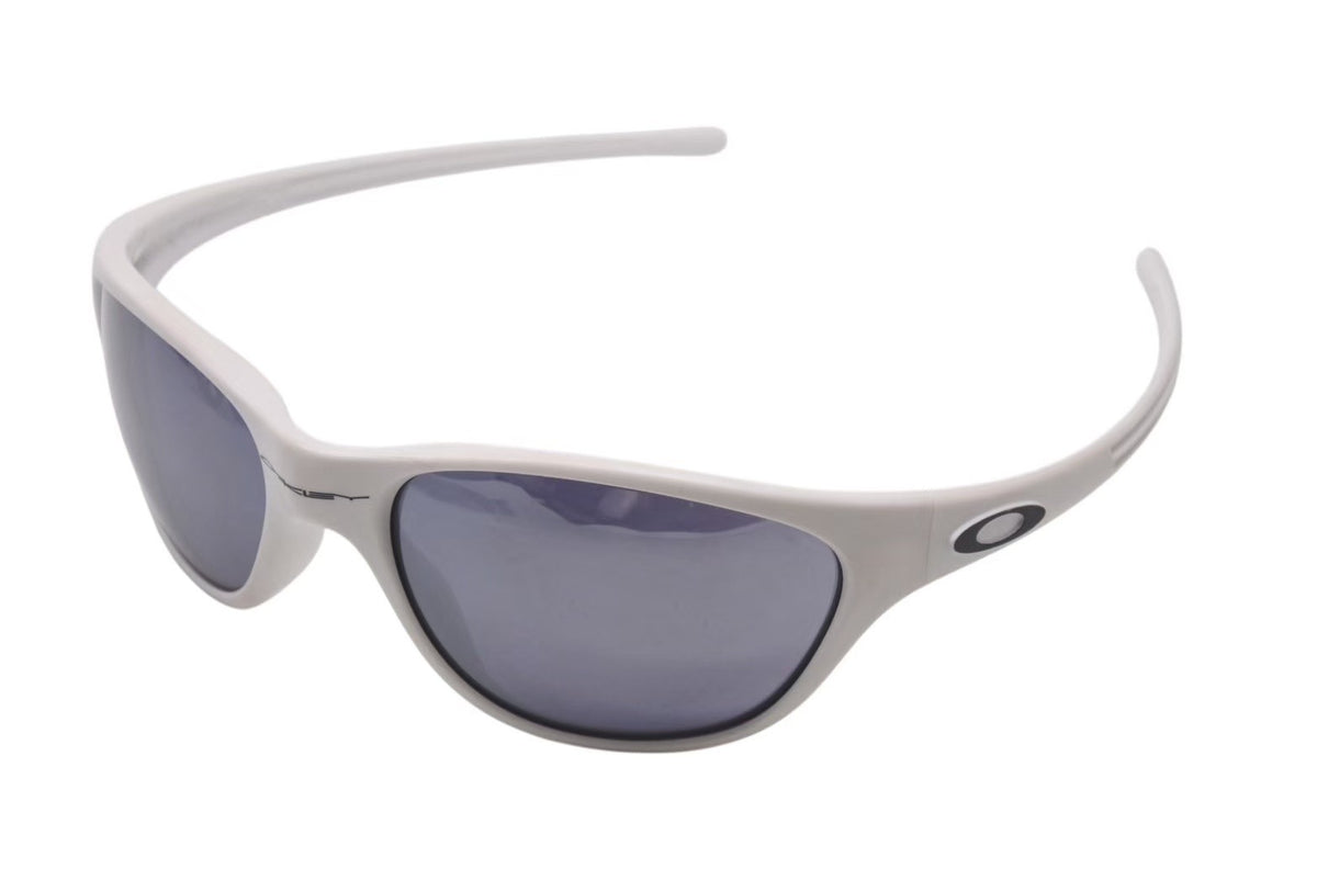 Oakley Frogskins サングラス ホワイト　希少　日本製 Oakley Frogskins サングラス ホワイト 希少 日本製