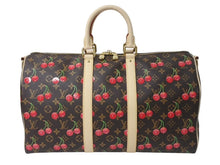 Load image into Gallery viewer, 新品未使用 LOUIS VUITTON ルイヴィトン モノグラム チェリー キーポル バンドリエール 45 新作 M13764 中古 4b002653