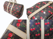 Load image into Gallery viewer, 新品未使用 LOUIS VUITTON ルイヴィトン モノグラム チェリー キーポル バンドリエール 45 新作 M13764 中古 4b002653