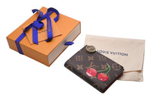 Load image into Gallery viewer, 新品未使用 LOUIS VUITTON ルイヴィトン モノグラム ポルトフォイユ リサ 新作 二つ折り財布 M13420 村上隆 ブラウン 中古 4b002809