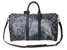 Load image into Gallery viewer, 新品同様 LOUIS VUITTON ルイヴィトン キーポル バンドリエール45 ボストンバッグ M54129 モノグラム サバンナ チャップマンブラザーズ 中古 4b002831