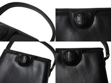 Load image into Gallery viewer, Givenchy ジバンシー ミニハンドバッグ フォーマルバッグ 4Gロゴ 付け替えロゴ付き カーフ レザー ブラック ゴールド金具 美品 中古 4b002869