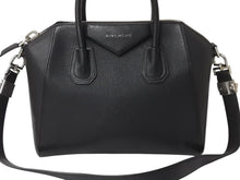 Load image into Gallery viewer, GIVENCHY ジバンシィ アンティゴナ 2WAYバッグ ショルダーバッグ ハンドバッグ ZE D 0195 レザー ブラック シルバー 美品 中古 4b002893