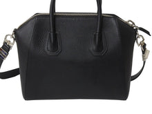 Load image into Gallery viewer, GIVENCHY ジバンシィ アンティゴナ 2WAYバッグ ショルダーバッグ ハンドバッグ ZE D 0195 レザー ブラック シルバー 美品 中古 4b002893