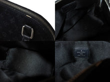 Load image into Gallery viewer, LOUIS VUITTON ルイヴィトン モノグラムサテン リトル アルマ ミニハンドバッグ M92146 ブラック シルバー金具 美品 中古 4b002906