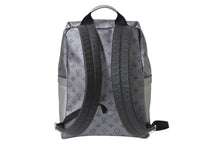 Load image into Gallery viewer, LOUIS VUITTON ルイヴィトン ディスカバリー バックパックPM リュック M30835 タイガラマ モノグラム シルバー グレー 美品 中古 4b003023