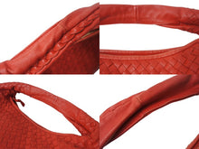 Load image into Gallery viewer, BOTTEGA VENETA ボッテガヴェネタ イントレチャート ホーボー ワンショルダーバッグ 115653 レザー レッド 美品 中古 4b003032