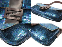 Load image into Gallery viewer, FENDI フェンディ マンマバケット ワンショルダーバッグ 26424 スパンコール ビーズ ブルー シルバー金具 美品 中古 4b003243