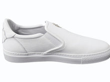 Load image into Gallery viewer, 新品同様 CHROME HEARTS クロムハーツ スニーカー スリッポン CHプラス レザーパッチ ダガー レザー ラバー サイズ43 ホワイト 中古 4b003359