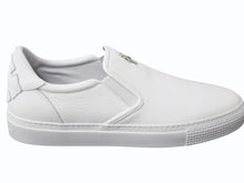 Load image into Gallery viewer, 新品同様 CHROME HEARTS クロムハーツ スニーカー スリッポン CHプラス レザーパッチ ダガー レザー ラバー サイズ43 ホワイト 中古 4b003359