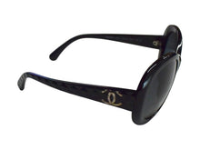 Load image into Gallery viewer, CHANEL シャネル キルティング ココマーク サングラス ブラック プラスチック 56☐17 5188 アイウェア 小物 ロゴ オーバル 美品 中古 4b003362