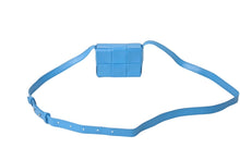 Load image into Gallery viewer, 極美品 BOTTEGA VENETA ボッテガヴェネタ キャンディーカセット ミニショルダーバッグ レザー ブルー シルバー金具 中古 4b003437