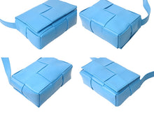 Load image into Gallery viewer, 極美品 BOTTEGA VENETA ボッテガヴェネタ キャンディーカセット ミニショルダーバッグ レザー ブルー シルバー金具 中古 4b003437