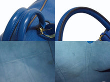 Load image into Gallery viewer, LOUIS VUITTON ルイヴィトン エピ キーポル55 ボストンバッグ レザー ブルー M42955 ロゴ 旅行バッグ 青 鞄 美品 中古 4b003521