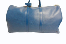Load image into Gallery viewer, LOUIS VUITTON ルイヴィトン エピ キーポル55 ボストンバッグ レザー ブルー M42955 ロゴ 旅行バッグ 青 鞄 美品 中古 4b003521