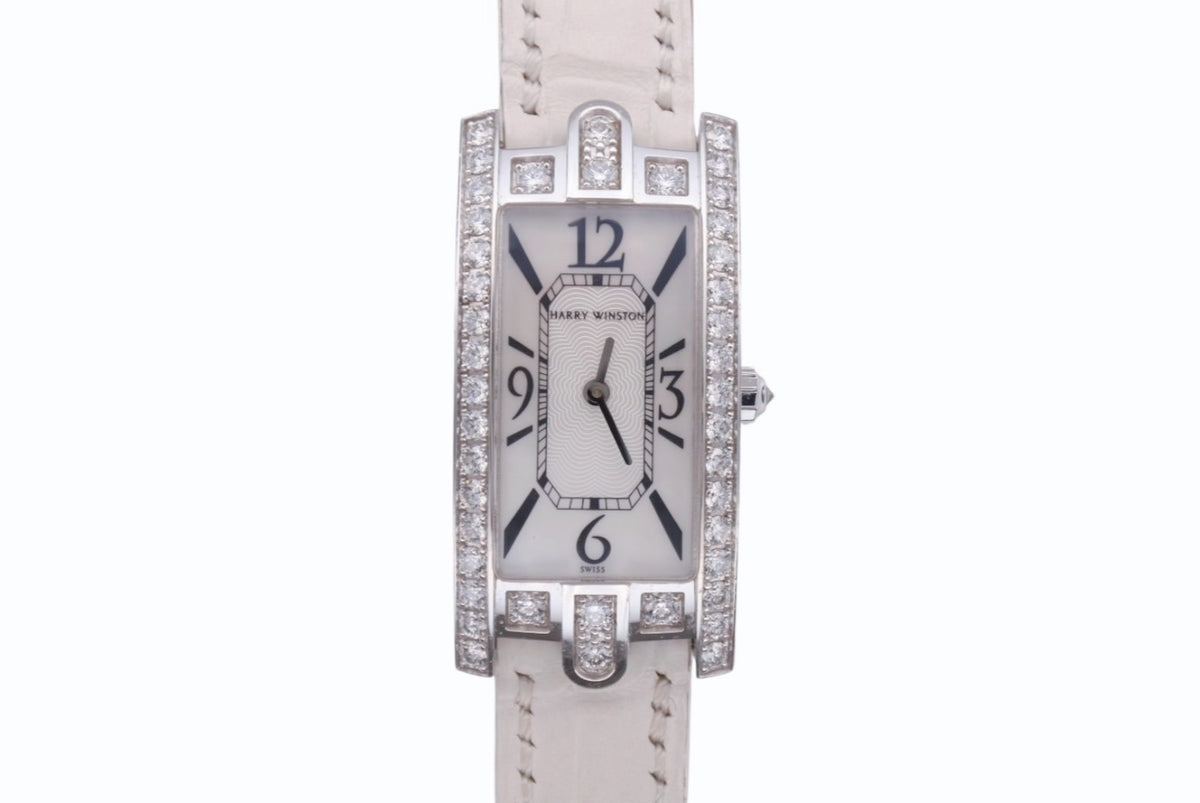 極美品 HARRY WINSTON ハリーウィンストン 330LQW Avenue C