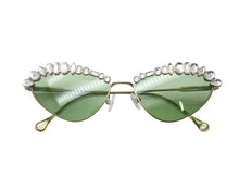 Load image into Gallery viewer, 極美品 SWAROVSKI スワロフスキー ステートメント キャッツアイシェイプ サングラス ラインストーン Sk7009 グリーン 中古 4b003855