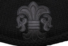 Load image into Gallery viewer, 極美品 CHROME HEARTS クロムハーツ BSフレア レザーパッチ ニットキャップ BSフレア ボタン ビーニー カシミヤ ブラック ONE SIZE 中古 4b006255