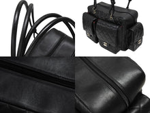 Load image into Gallery viewer, 極美品 CHANEL シャネル カンボンライン マルチポケット カンボンライン ボストンバッグ 9番台 カーフレザー ブラック ピンク 中古 4b008119