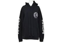 Load image into Gallery viewer, CHROME HEARTS クロムハーツ BELLA HD PLVR ベラハディッド イニシャル刺繍 ロゴプリント プルオーバーパーカーサイズM ブラック 美品 中古 4b008151