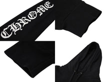 Load image into Gallery viewer, CHROME HEARTS クロムハーツ BELLA HD PLVR ベラハディッド イニシャル刺繍 ロゴプリント プルオーバーパーカーサイズM ブラック 美品 中古 4b008151
