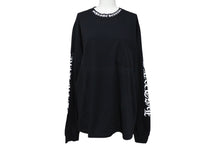 Load image into Gallery viewer, CHROME HEARTS クロムハーツ ネックロゴ 長袖Tシャツ サイズL アームロゴ プリント ブラック コットン 美品 中古 4b008219