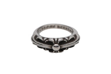 Load image into Gallery viewer, 極美品 CHROME HEARTS クロムハーツ ベイビークラシック フローラルクロスリング 指輪 重量約5.1g サイズ5.5号 シルバー925 中古 4b008455