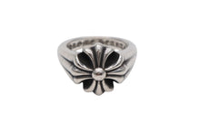 Load image into Gallery viewer, CHROME HEARTS クロムハーツ スモール カットアウト CHプラスリング 指輪 重量約13.1g サイズ9号 シルバー925 美品 中古 4b008458