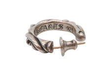 Load image into Gallery viewer, CHROMEHEARTS クロムハーツ HOOPSCROOL スクロールフープ ピアス 片耳 アクセサリー シルバーピアス '97刻印 シルバー925 3.8g 美品 中古 4b008466