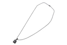 Load image into Gallery viewer, CHROME HEARTS クロムハーツ フレームドハート ネックレス 重量5.108g 全長43.5 1998刻印 シルバー925 ケルティック 美品 中古 4c067053