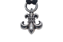 Load image into Gallery viewer, CHROME HEARTS クロムハーツ BSフレアペンダント wレザーブレイド ネックレス BS FLEUR LB シルバー925 重量37.318g 全長94cm 美品 中古 4c067061ch