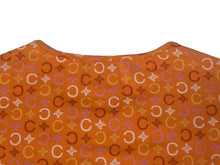 Load image into Gallery viewer, 極美品 CELINE セリーヌ 半袖Tシャツ サイズS トリオンフ 総柄 プリント オレンジ コットン ポリウレタン 中古 4c067095cn