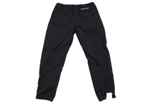 Load image into Gallery viewer, 新品未使用 CHROME HEARTS クロムハーツ トラッシュピックアッププラス ナイロン パンツ ブラック ポリウレタン ロゴ サイズL 中古 4c067450