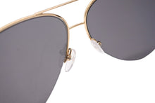 Load image into Gallery viewer, 極美品 Victoria Beckham ヴィクトリアベッカム サングラス ティアドロップ VBS90 C62 62□13 145 ブラック ゴールド 中古 4c067472