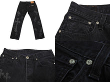 Load image into Gallery viewer, 新品未使用 ChromeHearts クロムハーツ リーバイス デニムパンツ クロスパッチ CHクロス ボタン ブラック 31 中古 4c067553