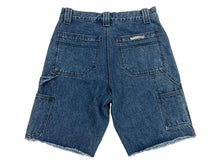 Load image into Gallery viewer, CHROME HEARTS クロムハーツ デニムカーペンターカットオフショートパンツ インディゴ シルバー925 サイズ30 美品 中古 4c067645