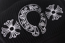 Load image into Gallery viewer, CHROME HEARTS クロムハーツ ビーニー サーマル ニット帽 2238 304 2209 ホースシュー アメリカ製 コットン ブラック 美品 中古 4c067892