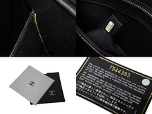 Load image into Gallery viewer, CHANEL シャネル ハンドバッグ 復刻トート キャビアスキン マトラッセ ココマーク 7番台 シルバー金具 美品 中古 4c068299