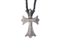 Load image into Gallery viewer, CHROME HEARTS クロムハーツ スモールCHクロスボロチップ ネックレス ペンダント 39.2g 美品 中古 4c068362