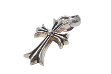 Load image into Gallery viewer, 極美品 CHROME HEARTS クロムハーツ スモールCHクロス ベイル ペンダントトップ 重量23g シルバー 1991/Sterling刻印 中古 4c069068