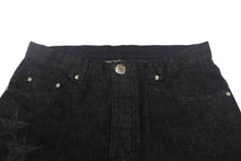 Load image into Gallery viewer, 極美品 CHROME HEARTS クロムハーツ フレアニー スターパッチ デニムパンツ サイズ32 ブラック コットン シルバー925 レザー 中古 4c069236
