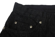 Load image into Gallery viewer, 極美品 CHROME HEARTS クロムハーツ フレアニー スターパッチ デニムパンツ サイズ32 ブラック コットン シルバー925 レザー 中古 4c069236