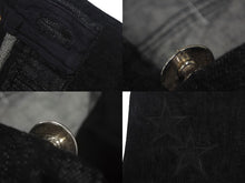 Load image into Gallery viewer, 極美品 CHROME HEARTS クロムハーツ フレアニー スターパッチ デニムパンツ サイズ32 ブラック コットン シルバー925 レザー 中古 4c069236