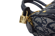 Load image into Gallery viewer, 極美品 Christian Dior クリスチャンディオール ハンドバッグ 25cm トロッター ガリアーノ期 02年 キャンバス ネイビー ゴールド 中古 4c069375