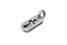 Load image into Gallery viewer, CHROME HEARTS クロムハーツ タイニー カットアウトクロスドッグタグ ペンダント 重量約3g 2006/.925刻印 シルバー925 美品 中古 4c069550
