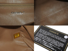 Load image into Gallery viewer, 極美品 CHANEL シャネル マトラッセ ハンドバッグ ミニボストン型バッグ ココマーク 11番台 キャビアスキン ベージュ 中古 4c07019