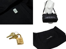 Load image into Gallery viewer, 極美品 CHANEL シャネル ボストンバッグ キャビアスキン 4番台 ゴールド金具 2WAY ココマーク 中古 4c070215
